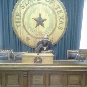 Meet your Posher, Robert